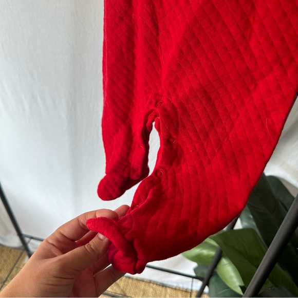 Kyle & Deena Quilted Santa Christmas Holiday Footie / Size 6-9 months - Picture 2 of 3